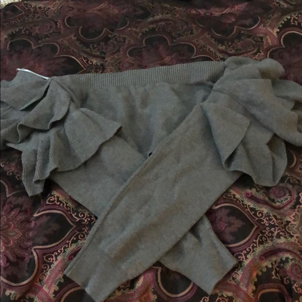 Grey half ruffle top